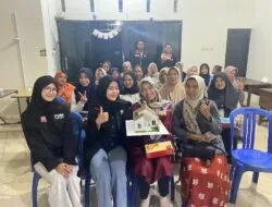 Libatkan Ibu PKK Desa Mojorejo, Tim PMM UMM Kelompok 30 Sosialisasikan Konsep Rumah Optimum dan Pemilihan Bahan Bangunan Berkualitas