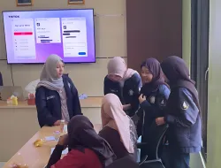 TikTok Jadi Senjata Baru Ibu-Ibu Kelompok Wanita Tani (KWT), Mahasiswa KKT-61 UNDIP Bangun Gerakan Digital UMKM Lokal