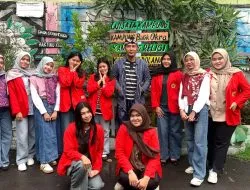 Mahasiswa UNTAG Surabaya Lakukan Pelestarian Kearifan Lokal Lewat Budaya Batik di Kampung Batik Okra Surabaya