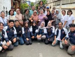 Mahasiswa KKN UNDIP Lakukan Edukasi Budidaya Rumah Maggot dan Pengolahan Tepung Maggot
