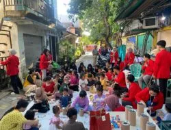 Mahasiswa UNTAG Surabaya Ajak Anak-Anak RW 4 Bubutan Tinggalkan Gadget, Pilih Bermain Dakon dan Gobak Sodor Lewat Aplikasi Dolaboyo