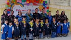Pelepasan Siswa PAUD KB Kharisma Berjalan Khidmat dan Penuh Haru