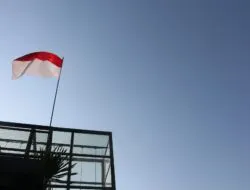 Bahasa Indonesia di Era Modern: Bertahan atau Tergantikan?